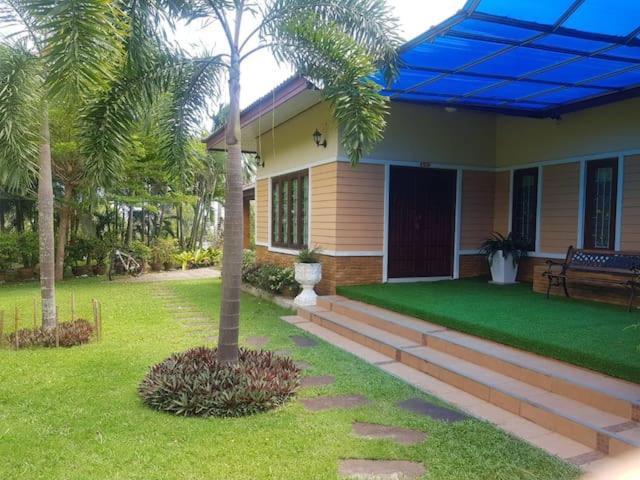 Malinee Villa Phuket Bang Tao-stranden Eksteriør bilde