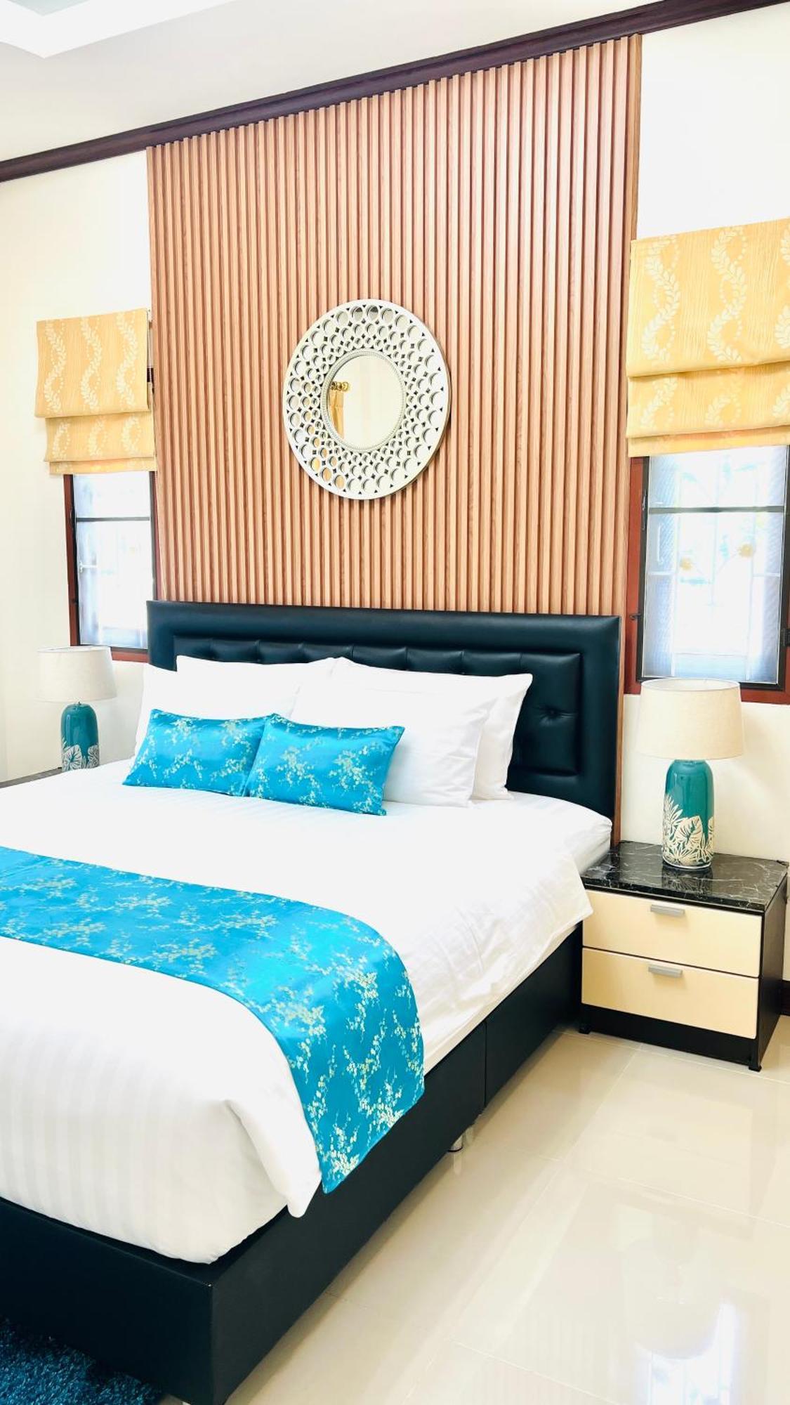 Malinee Villa Phuket Bang Tao-stranden Eksteriør bilde